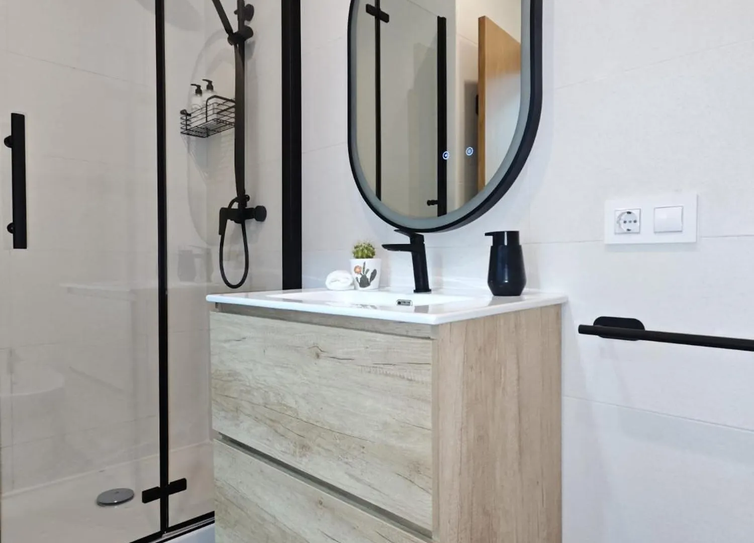 Apartamento Del Mercado Little Apartments Cadiz